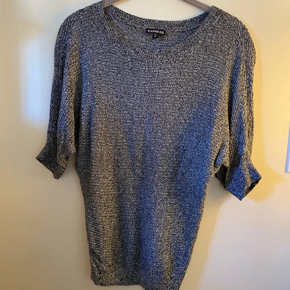 Express Sweater - Picture 4 of 4